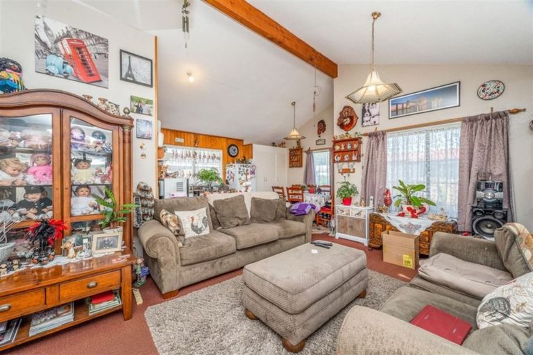 Photo of property in 37 Enfield Street, Nawton, Hamilton, 3200