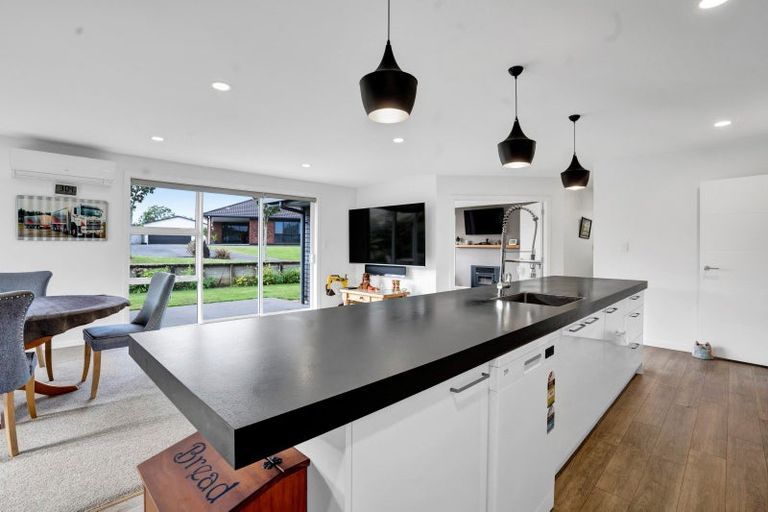 Photo of property in 12e Takiroa Street, Urenui, 4375