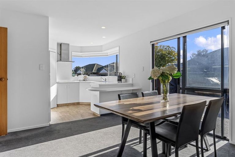 Photo of property in 14 Innisfree Place, Northwood, Christchurch, 8051