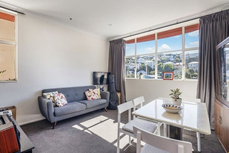 Photo of property in Terrace Garden Apartments, 10a/120 The Terrace, Wellington Central, Wellington, 6011
