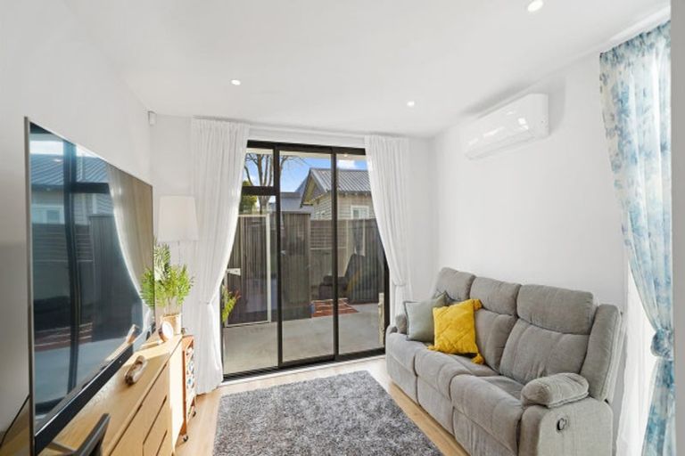 Photo of property in 1/8 New Brighton Road, Shirley, Christchurch, 8061