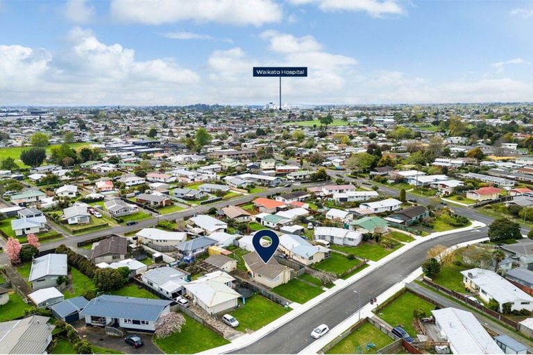Photo of property in 10 Pamela Place, Deanwell, Hamilton, 3206