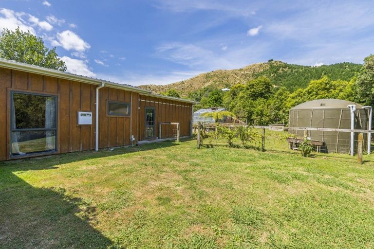 Photo of property in 45 Mahaki Road, Nikau Valley, Paraparaumu, 5032