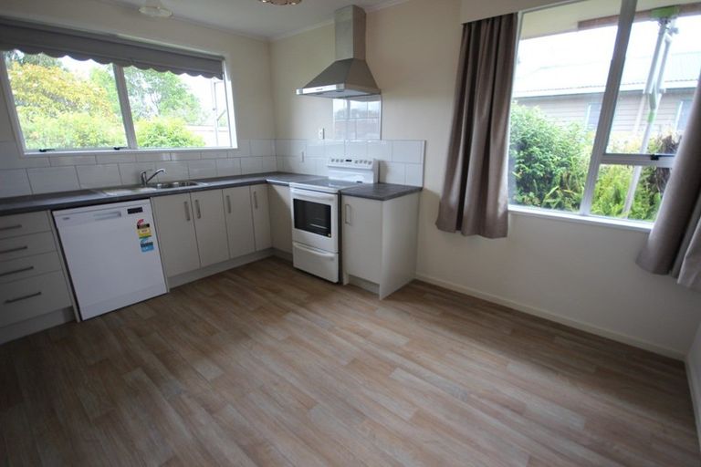 Photo of property in 1a Panako Place, Awapuni, Palmerston North, 4412