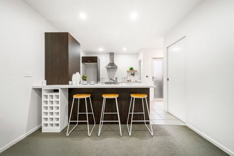 Photo of property in 3/206 Manuka Road, Bayview, Auckland, 0629