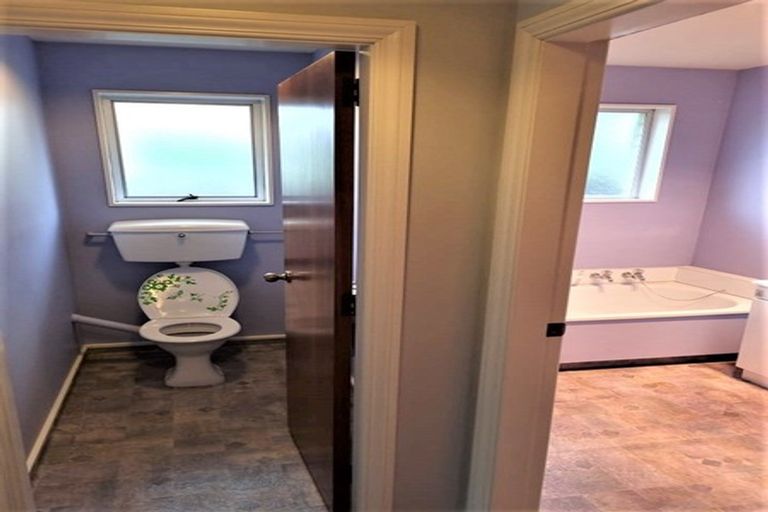 Photo of property in 1/39 Waimairi Road, Upper Riccarton, Christchurch, 8041