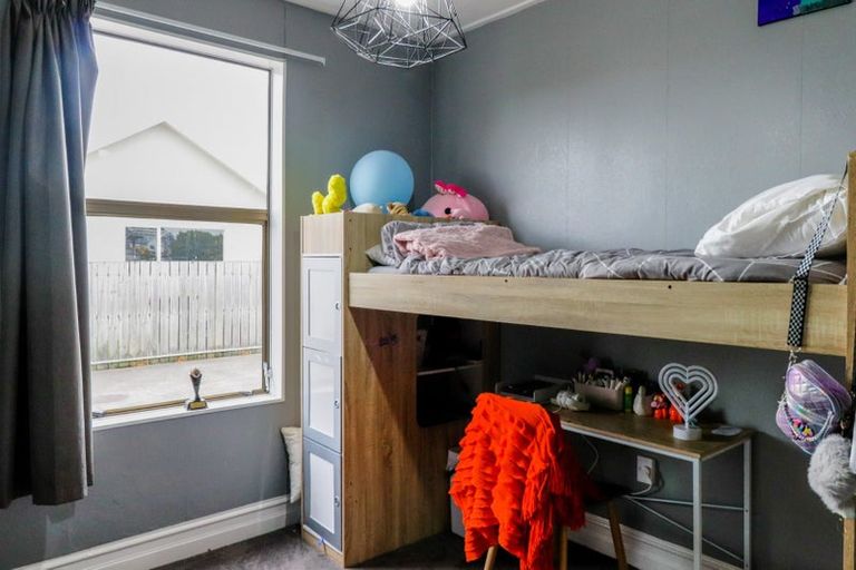 Photo of property in 37 Avenal Street, Avenal, Invercargill, 9810