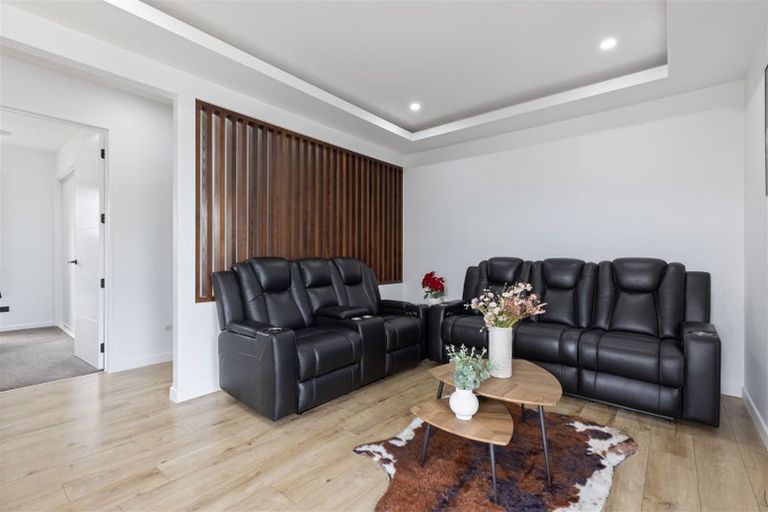 Photo of property in 10 Goodland Place, Rolleston, 7614