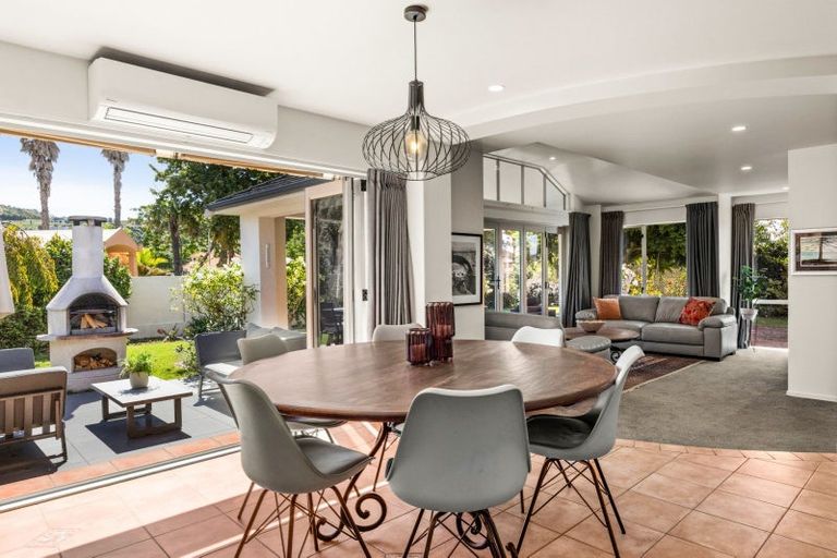 Photo of property in 21 Pukekura Place, Taradale, Napier, 4112