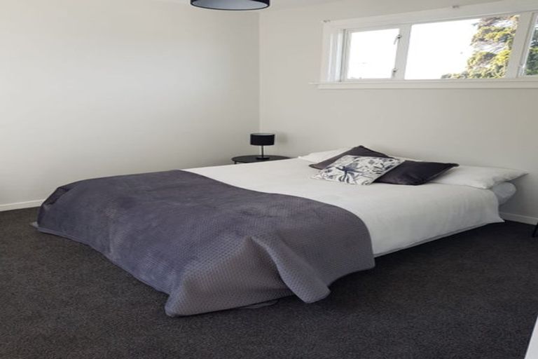 Photo of property in 198 Pacific Drive, Fitzherbert, Palmerston North, 4410