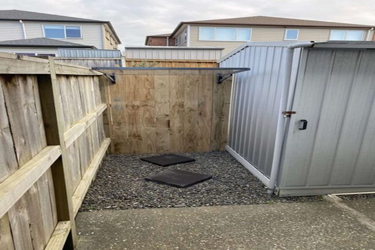 Photo of property in 10 Carrickdawson Drive, Flat Bush, Auckland, 2019
