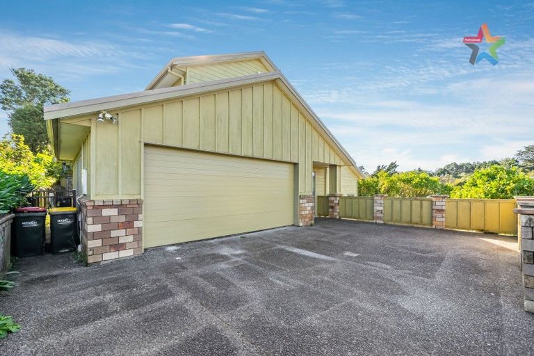 Photo of property in 201 Miromiro Road, Normandale, Lower Hutt, 5010