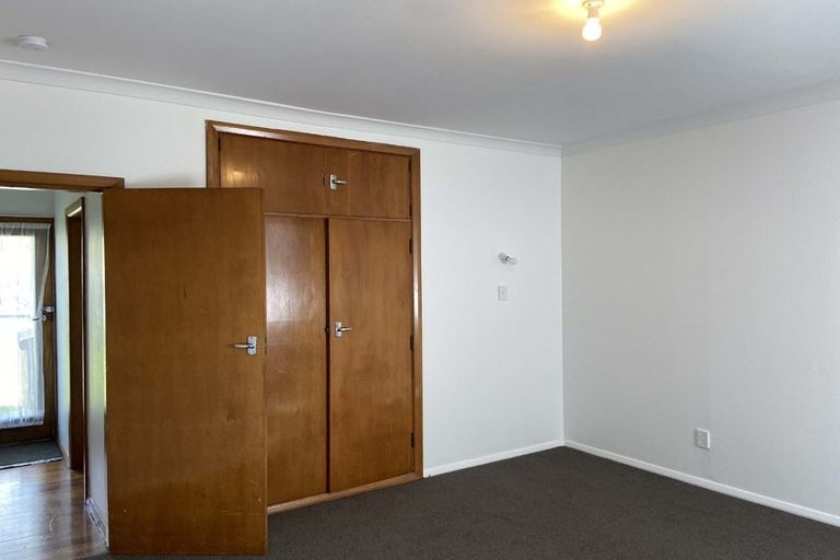 Photo of property in 4 Mangaroa Hill Road, Clouston Park, Upper Hutt, 5018