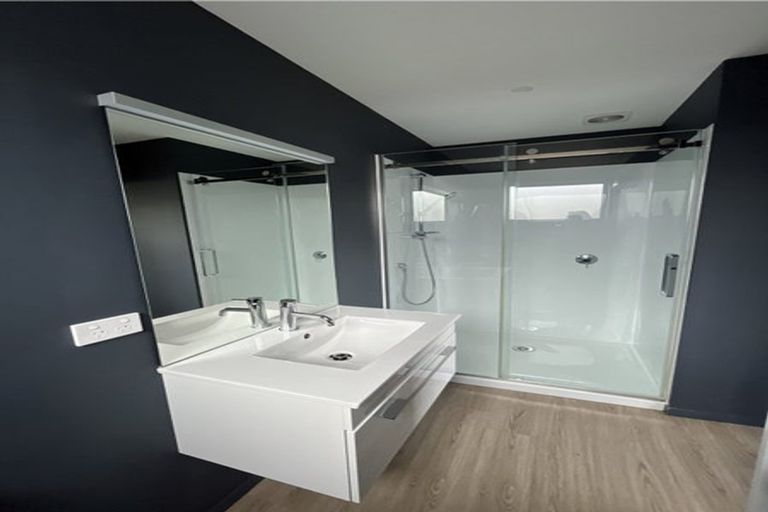 Photo of property in 6 Glen Dene Crescent, Wanaka, 9305