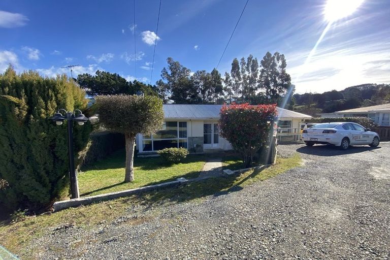 Photo of property in 409 Pine Hill Road, Pine Hill, Dunedin, 9010