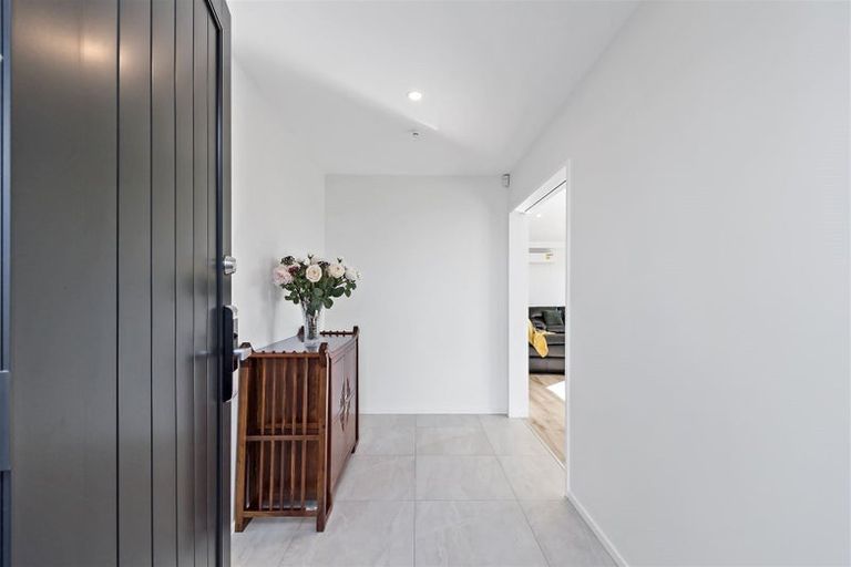 Photo of property in 11 Tulett Park Drive, Casebrook, Christchurch, 8051