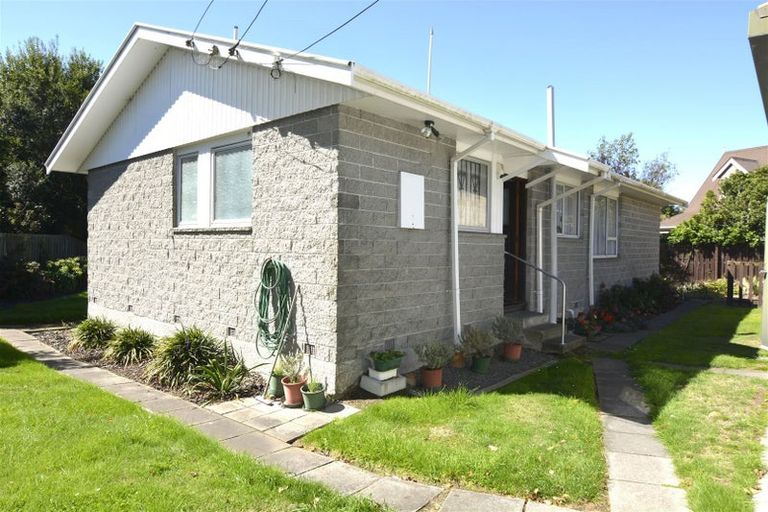 Photo of property in 90 Halswell Junction Road, Halswell, Christchurch, 8025