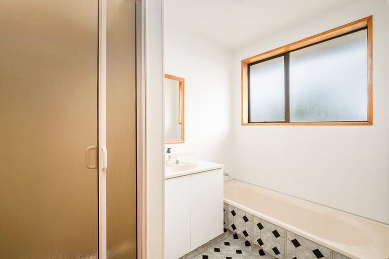 Photo of property in 2/195 Linwood Avenue, Linwood, Christchurch, 8011