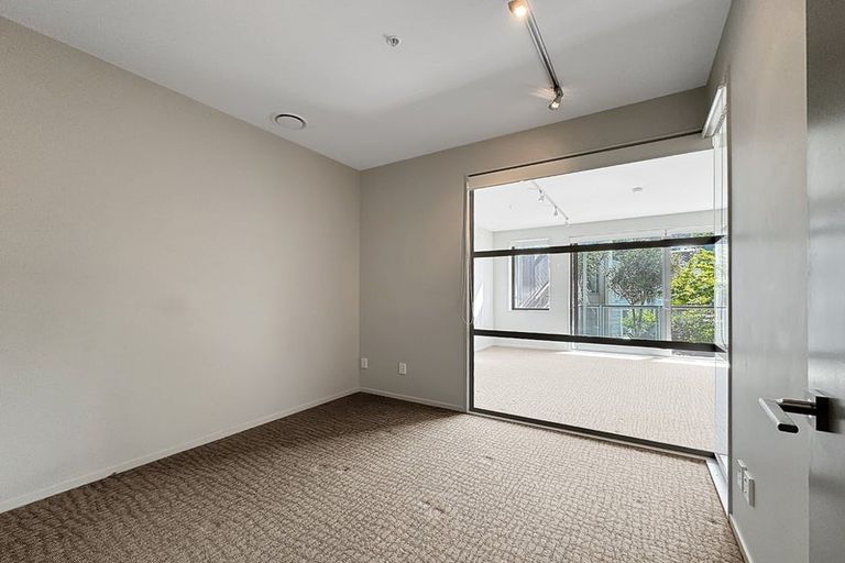 Photo of property in Masina Apartments, 204/80u Riddiford Street, Newtown, Wellington, 6021