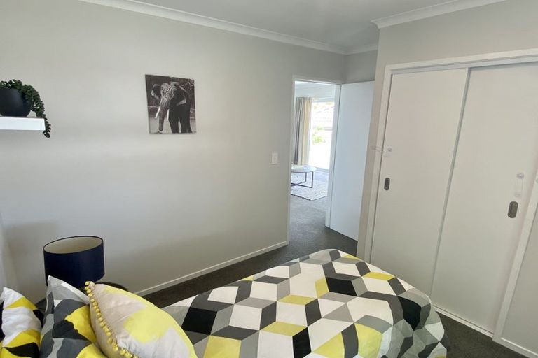 Photo of property in 3 Cornwall Street, Te Atatu South, Auckland, 0610