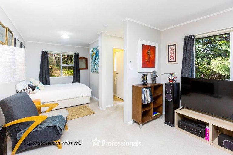 Photo of property in 96 Kamahi Street, Stokes Valley, Lower Hutt, 5019