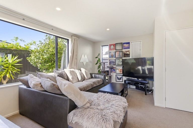 Photo of property in 500c Barbadoes Street, Edgeware, Christchurch, 8013