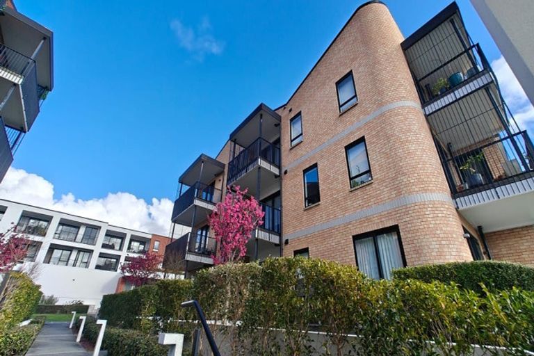 Photo of property in 207/77 Hobsonville Point Road, Hobsonville, Auckland, 0616