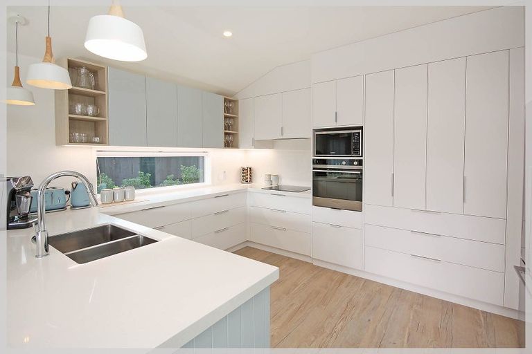 Photo of property in 10a Pratt Avenue, Foxton Beach, Foxton, 4815