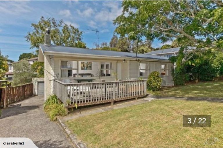 Photo of property in 23 Ellice Road, Totara Vale, Auckland, 0629