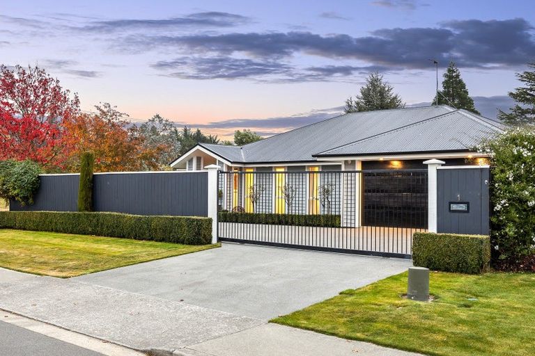 Photo of property in 1 Franklin Drive, Rangiora, 7400