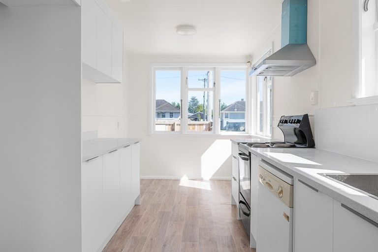 Photo of property in 46 Pollen Crescent, Melville, Hamilton, 3206