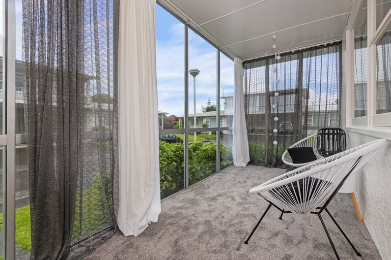 Photo of property in 10 Te Awe Awe Court, Hokowhitu, Palmerston North, 4410