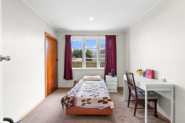 Photo of property in 87 Hoani Street, Northcote, Christchurch, 8052