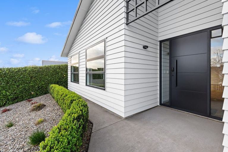 Photo of property in 78 Riverhead Point Drive, Riverhead, 0820