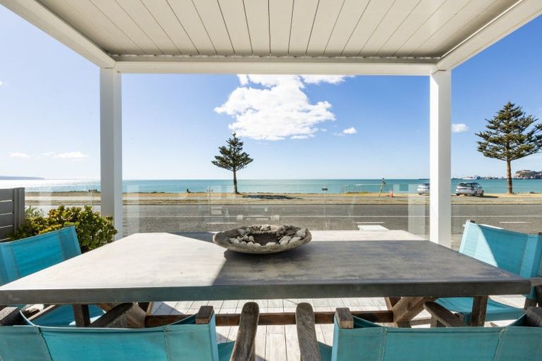 Photo of property in 70 The Esplanade, Westshore, Napier, 4110