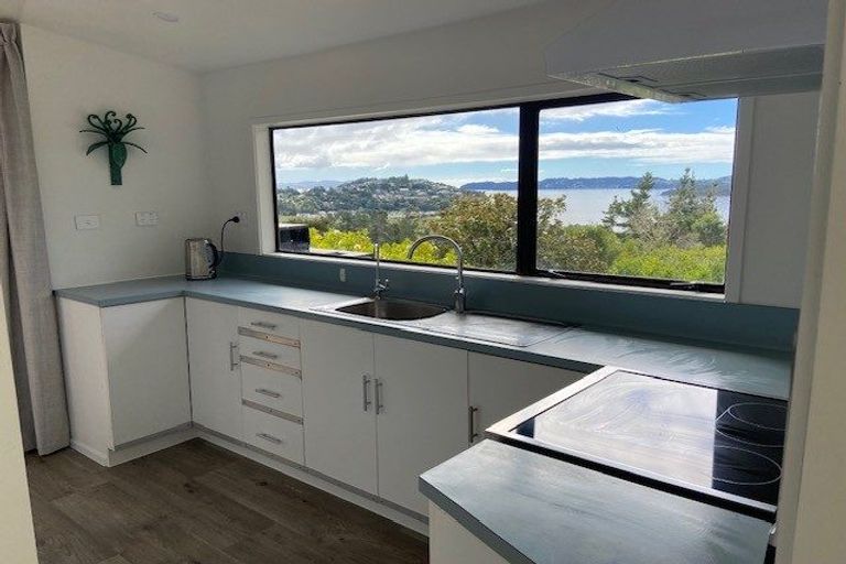 Photo of property in 4a Tui Grove, Elderslea, Upper Hutt, 5018