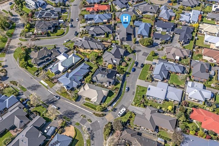 Photo of property in 7 Shield Place, Halswell, Christchurch, 8025