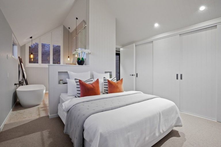 Photo of property in 4 Mckellar Drive, Jacks Point, Queenstown, 9371