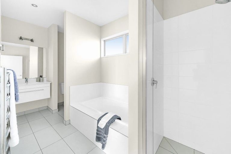 Photo of property in 26 Melville Crescent, Rolleston, 7614