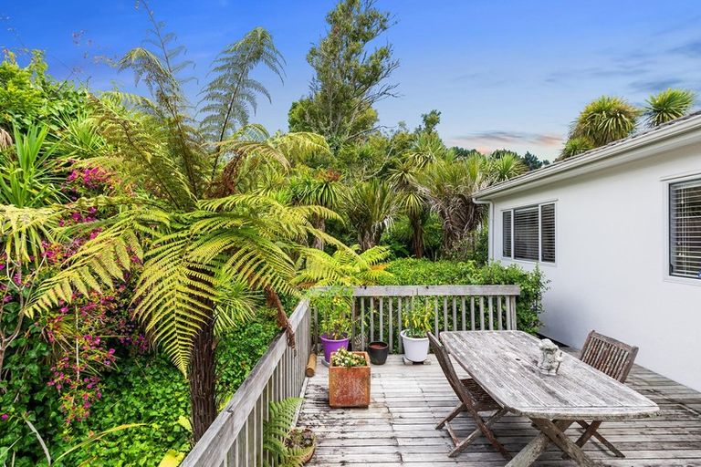 Photo of property in 44 Cutler Street, New Lynn, Auckland, 0600