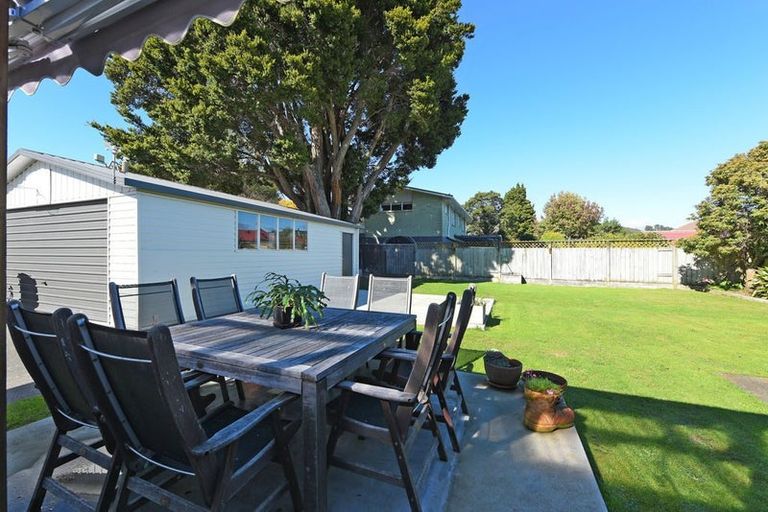 Photo of property in 6 Cecil Street, Clouston Park, Upper Hutt, 5018