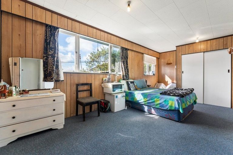 Photo of property in 1/22 Captain Scott Road, Glen Eden, Auckland, 0602