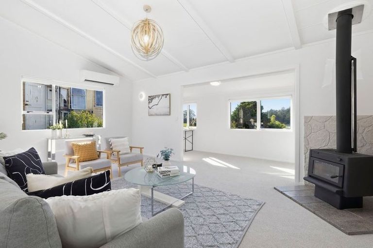 Photo of property in 24 Conclusion Street, Ascot Park, Porirua, 5024