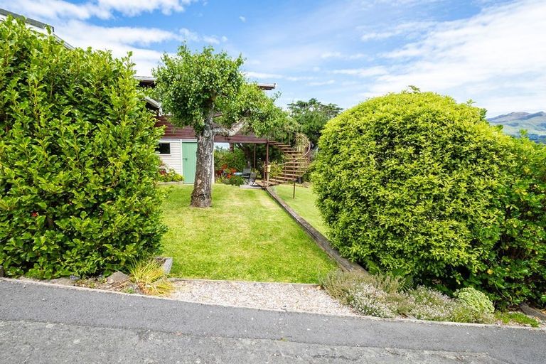 Photo of property in 46 Bayview Crescent, Duvauchelle, 7581