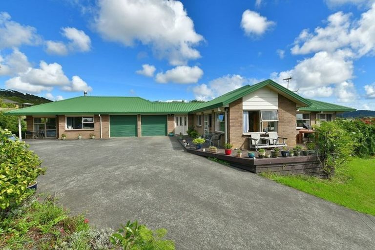 Photo of property in 74 Tarrant Road, Helensville, 0875