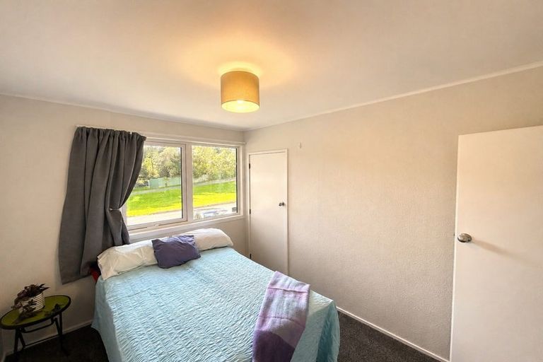Photo of property in 3/12 Thornley Street, Titahi Bay, Porirua, 5022