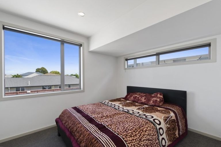 Photo of property in 2/374 Worcester Street, Linwood, Christchurch, 8011