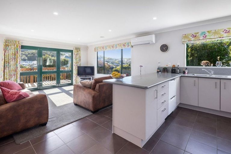 Photo of property in 5 Ridley Green, Churton Park, Wellington, 6037