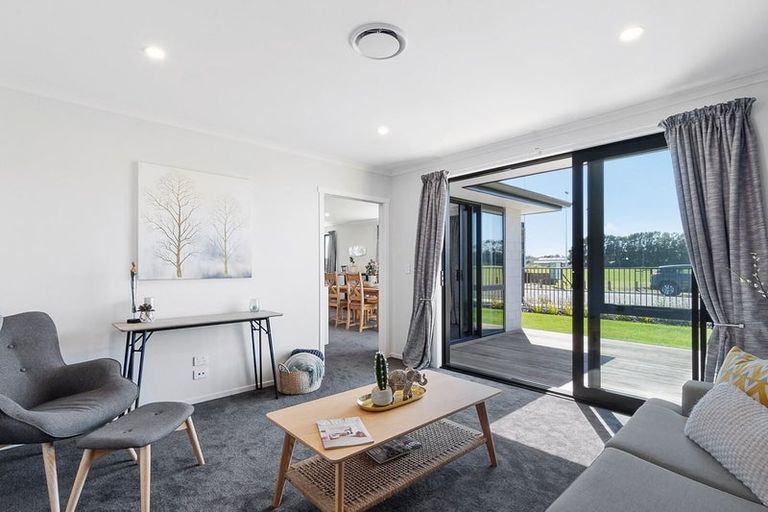 Photo of property in 1 Rapana Drive, Tuakau, 2121