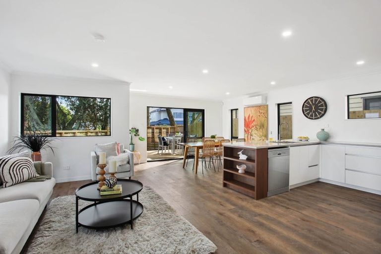 Photo of property in 12 Kurnell Drive, Botany Downs, Auckland, 2010